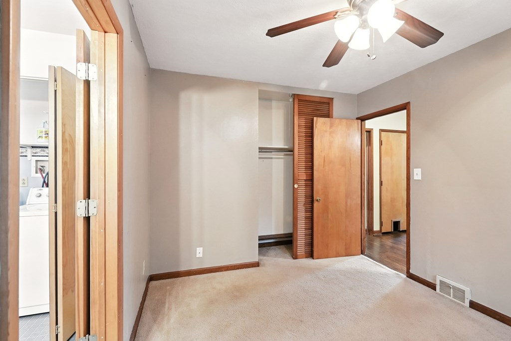 421 Cline Avenue, Mansfield, Ohio 44907, 3 Bedrooms Bedrooms, ,2 BathroomsBathrooms,Residential,For Sale,Cline Avenue,9067974