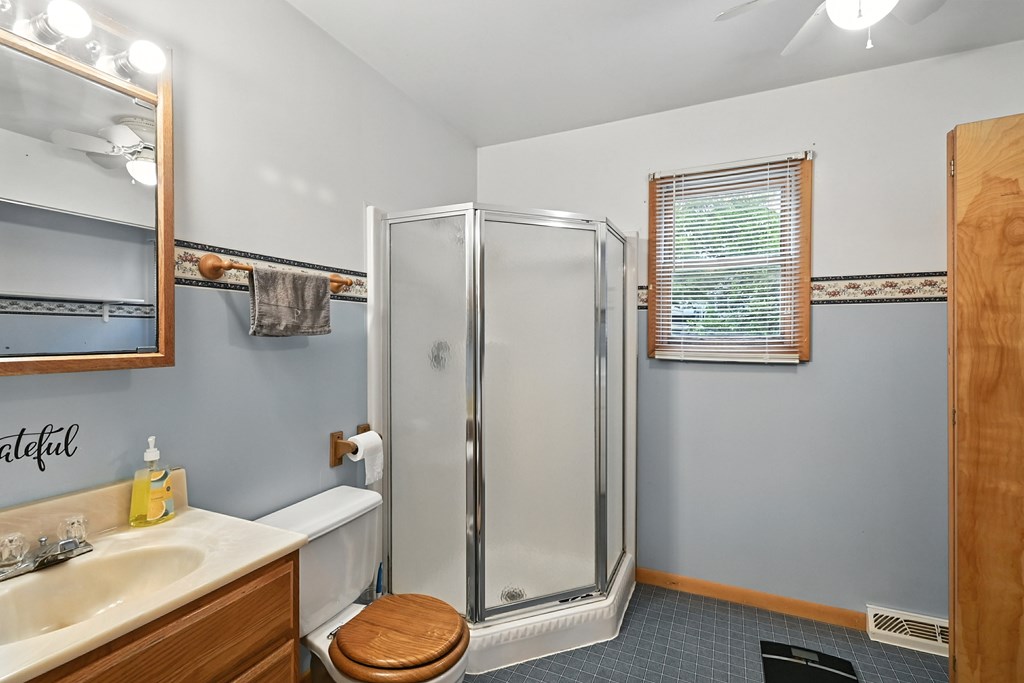 421 Cline Avenue, Mansfield, Ohio 44907, 3 Bedrooms Bedrooms, ,2 BathroomsBathrooms,Residential,For Sale,Cline Avenue,9067974