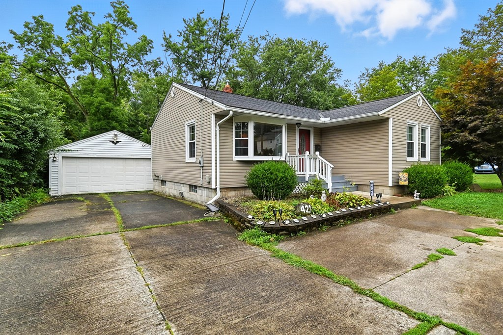 421 Cline Avenue, Mansfield, Ohio 44907, 3 Bedrooms Bedrooms, ,2 BathroomsBathrooms,Residential,For Sale,Cline Avenue,9067974