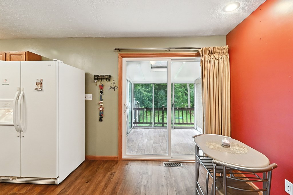 421 Cline Avenue, Mansfield, Ohio 44907, 3 Bedrooms Bedrooms, ,2 BathroomsBathrooms,Residential,For Sale,Cline Avenue,9067974