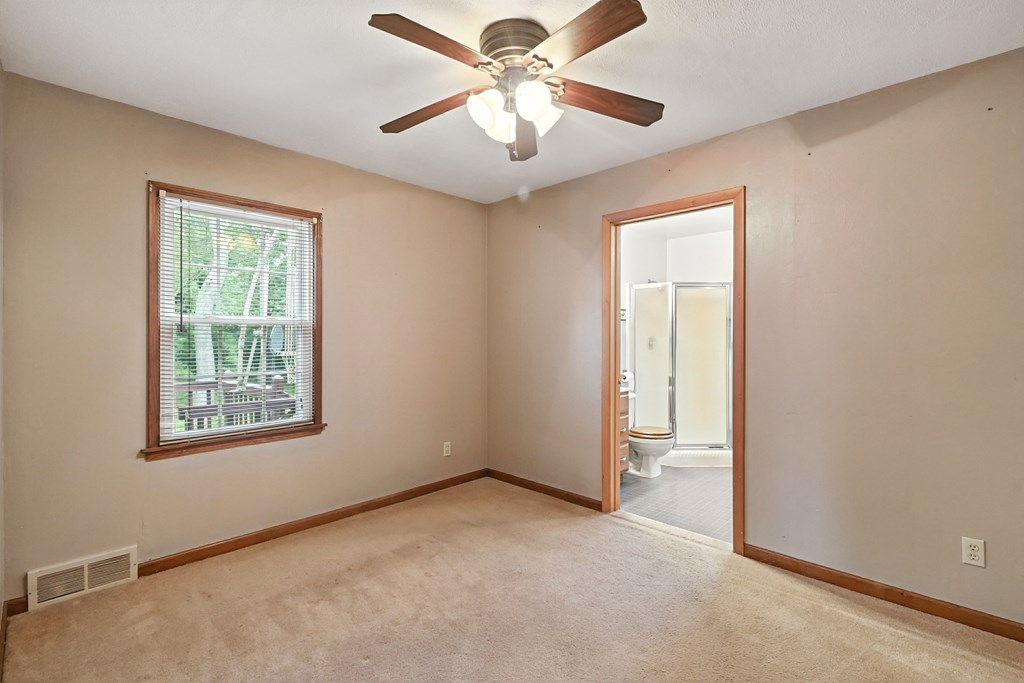 421 Cline Avenue, Mansfield, Ohio 44907, 3 Bedrooms Bedrooms, ,2 BathroomsBathrooms,Residential,For Sale,Cline Avenue,9067974