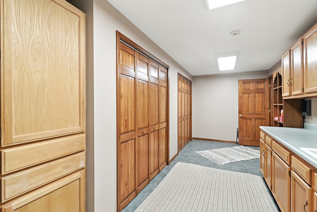 56 Lexington-Ontario Road, Ontario, Ohio 44903, 5 Bedrooms Bedrooms, ,3 BathroomsBathrooms,Residential,For Sale,Lexington-Ontario Road,9067973