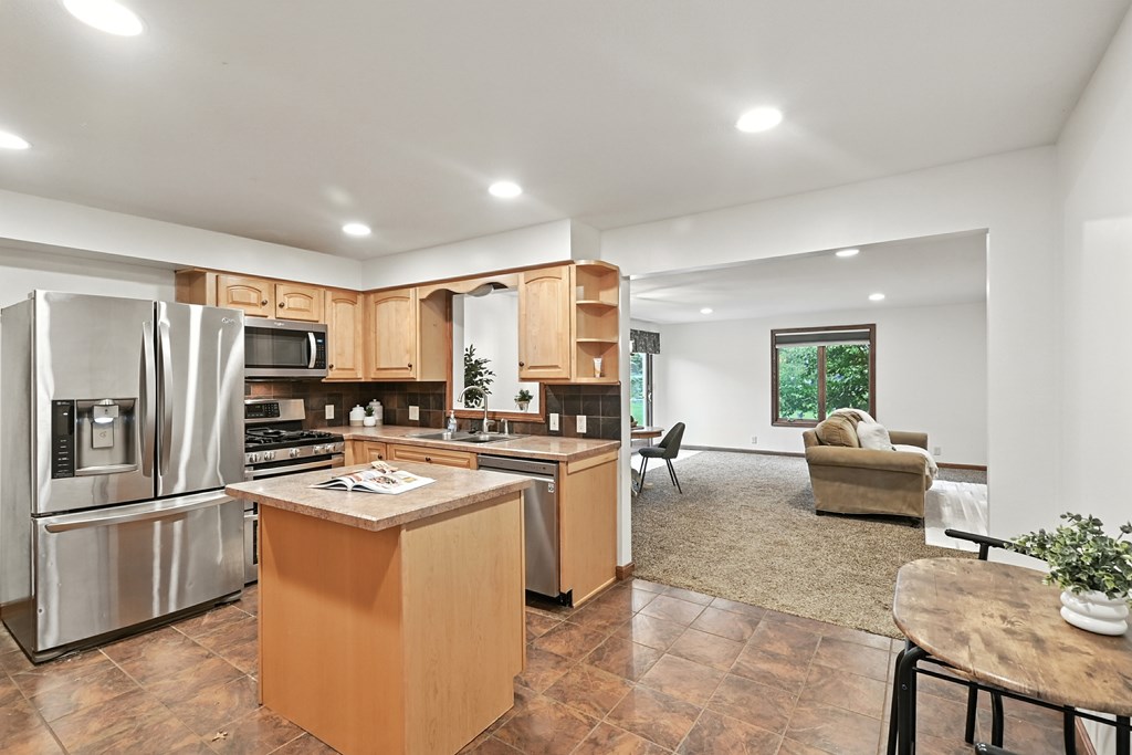 56 Lexington-Ontario Road, Ontario, Ohio 44903, 5 Bedrooms Bedrooms, ,3 BathroomsBathrooms,Residential,For Sale,Lexington-Ontario Road,9067973