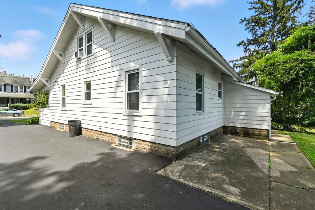 505 Wood Street, Mansfield, Ohio 44907, 3 Bedrooms Bedrooms, ,1 BathroomBathrooms,Residential,For Sale,Wood Street,9067987