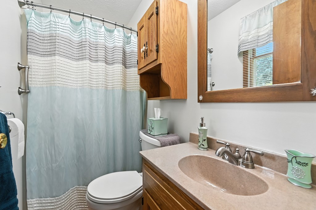1245 Stewart Road, Mansfield, Ohio 44905, 3 Bedrooms Bedrooms, ,2 BathroomsBathrooms,Residential,For Sale,Stewart Road,9067989