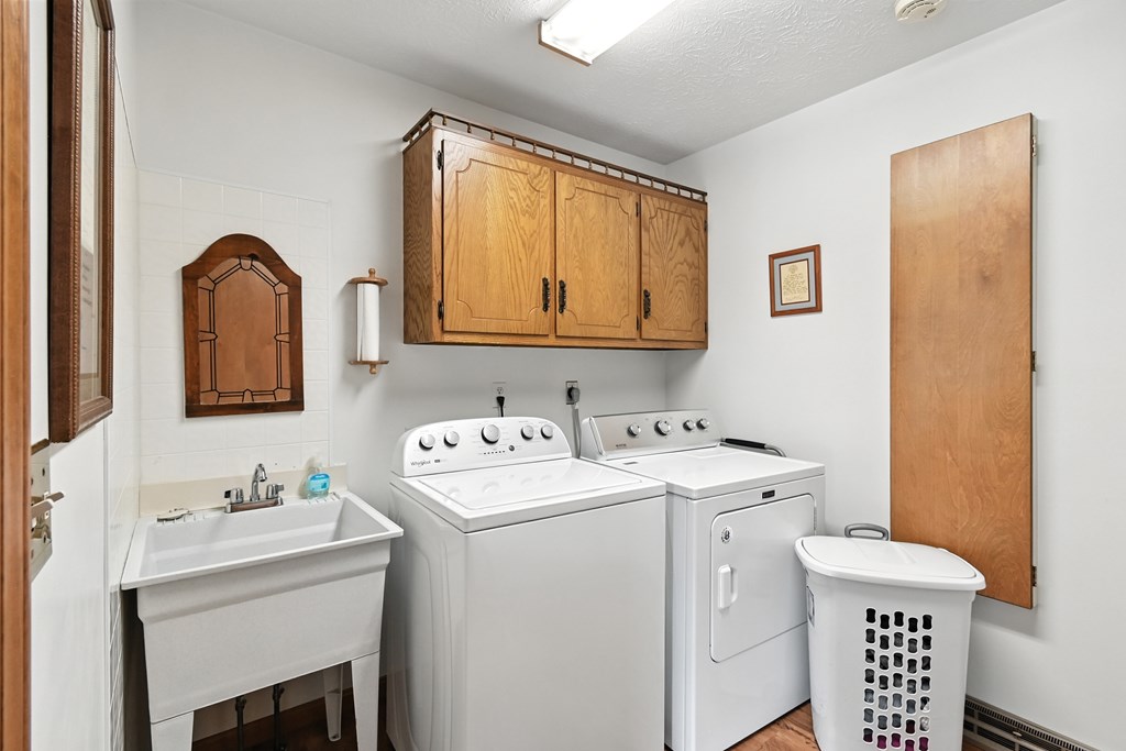 1245 Stewart Road, Mansfield, Ohio 44905, 3 Bedrooms Bedrooms, ,2 BathroomsBathrooms,Residential,For Sale,Stewart Road,9067989