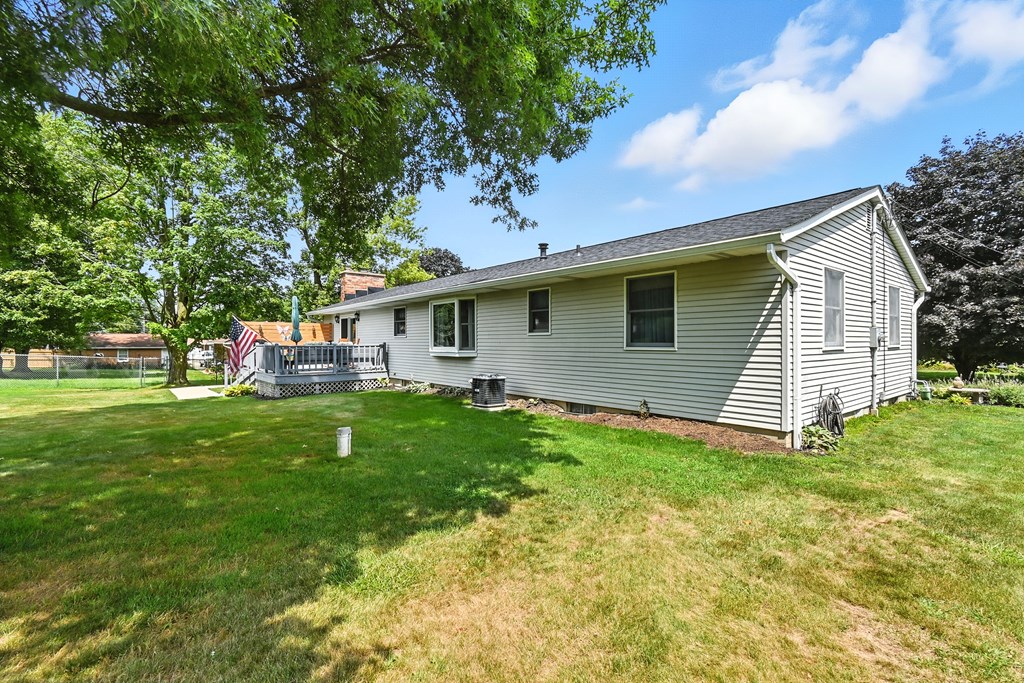 1245 Stewart Road, Mansfield, Ohio 44905, 3 Bedrooms Bedrooms, ,2 BathroomsBathrooms,Residential,For Sale,Stewart Road,9067989