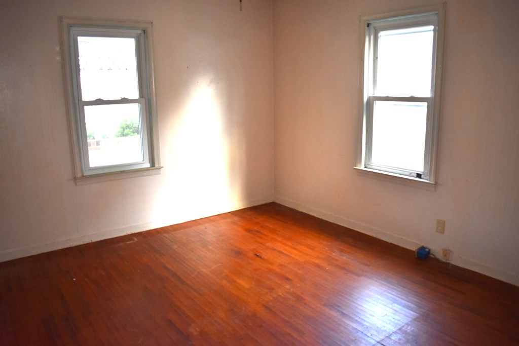 549 Acker Dr, Mansfield, Ohio 44905, 3 Bedrooms Bedrooms, ,1 BathroomBathrooms,Residential,For Sale,Acker Dr,9068995