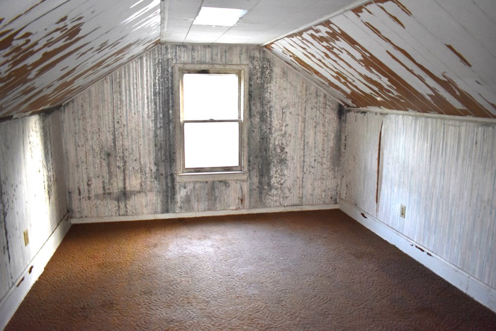 549 Acker Dr, Mansfield, Ohio 44905, 3 Bedrooms Bedrooms, ,1 BathroomBathrooms,Residential,For Sale,Acker Dr,9068995