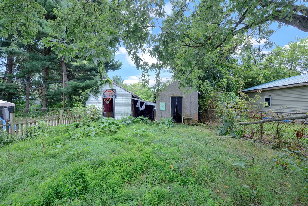 1134 Fairfax Avenue, Mansfield, Ohio 44906, 2 Bedrooms Bedrooms, ,1 BathroomBathrooms,Residential,For Sale,Fairfax Avenue,9069003