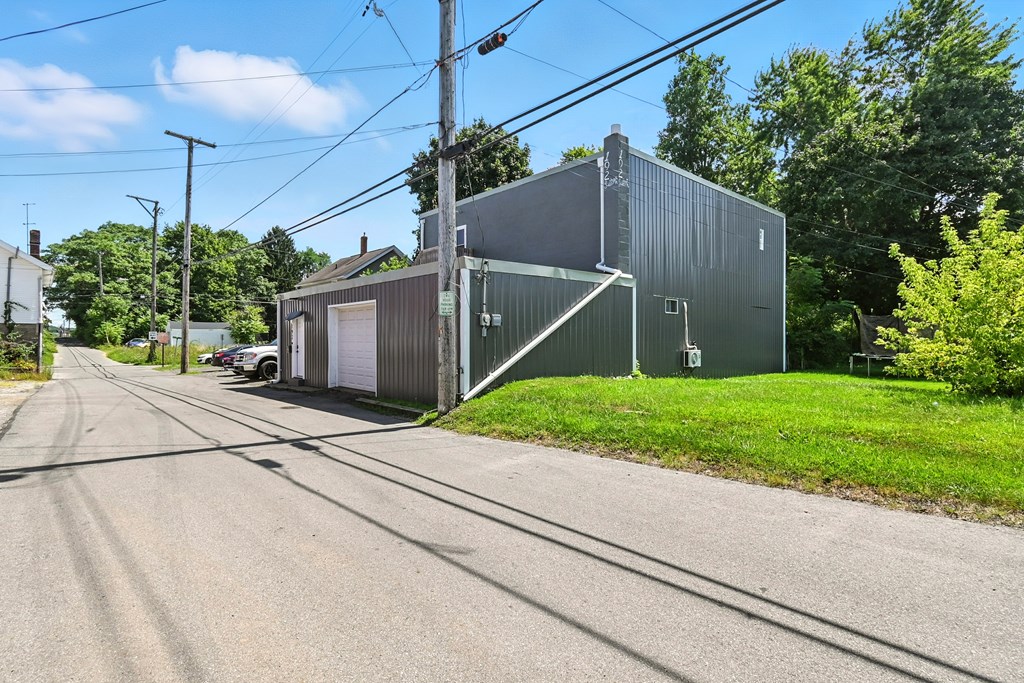192 Luther Place, Mansfield, Ohio 44902, ,Commercial Sale,For Sale,Luther Place,9069013