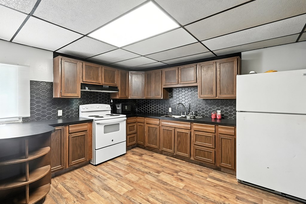 192 Luther Place, Mansfield, Ohio 44902, ,Commercial Sale,For Sale,Luther Place,9069013