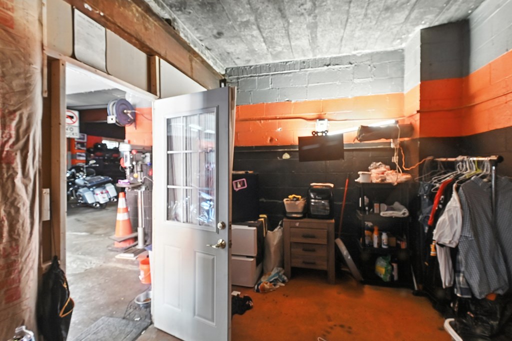 192 Luther Place, Mansfield, Ohio 44902, ,Commercial Sale,For Sale,Luther Place,9069013
