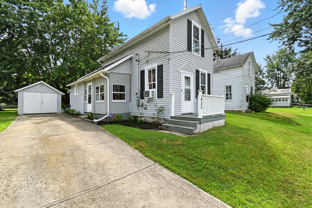 453 S Pierce Street, Galion, Ohio 44833, 2 Bedrooms Bedrooms, ,1 BathroomBathrooms,Residential,For Sale,Pierce Street,9069014