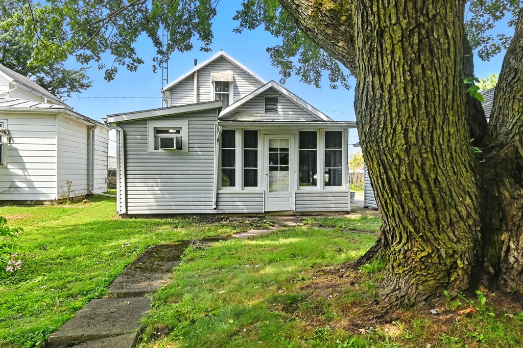 453 S Pierce Street, Galion, Ohio 44833, 2 Bedrooms Bedrooms, ,1 BathroomBathrooms,Residential,For Sale,Pierce Street,9069014