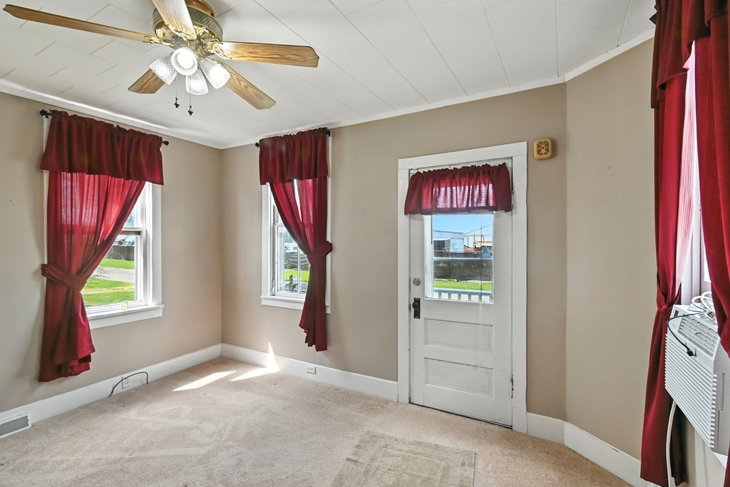453 S Pierce Street, Galion, Ohio 44833, 2 Bedrooms Bedrooms, ,1 BathroomBathrooms,Residential,For Sale,Pierce Street,9069014