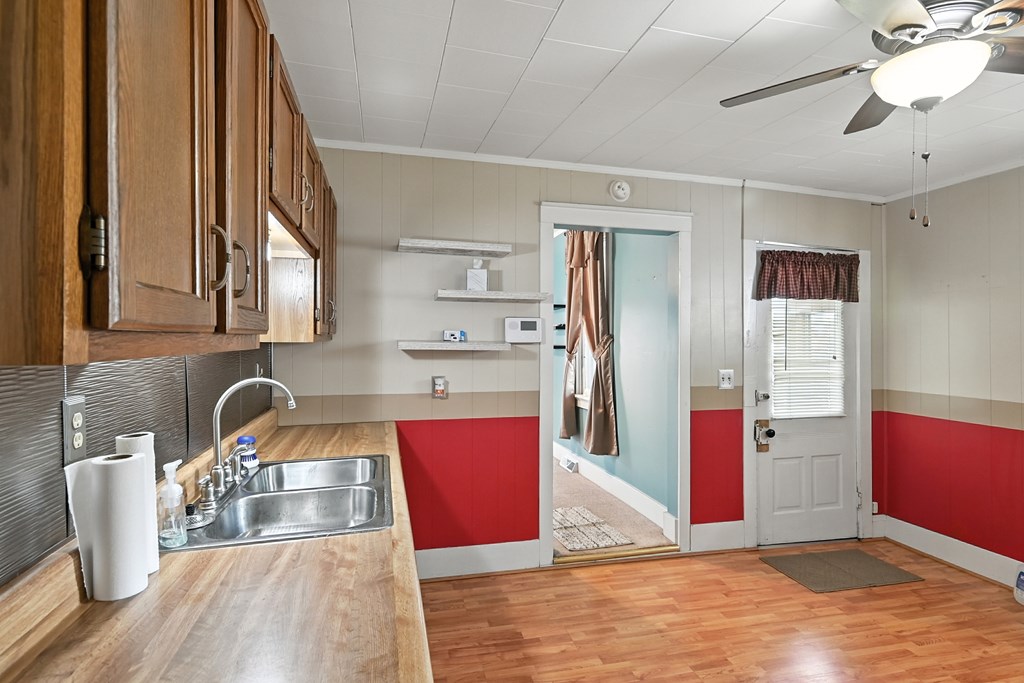 453 S Pierce Street, Galion, Ohio 44833, 2 Bedrooms Bedrooms, ,1 BathroomBathrooms,Residential,For Sale,Pierce Street,9069014