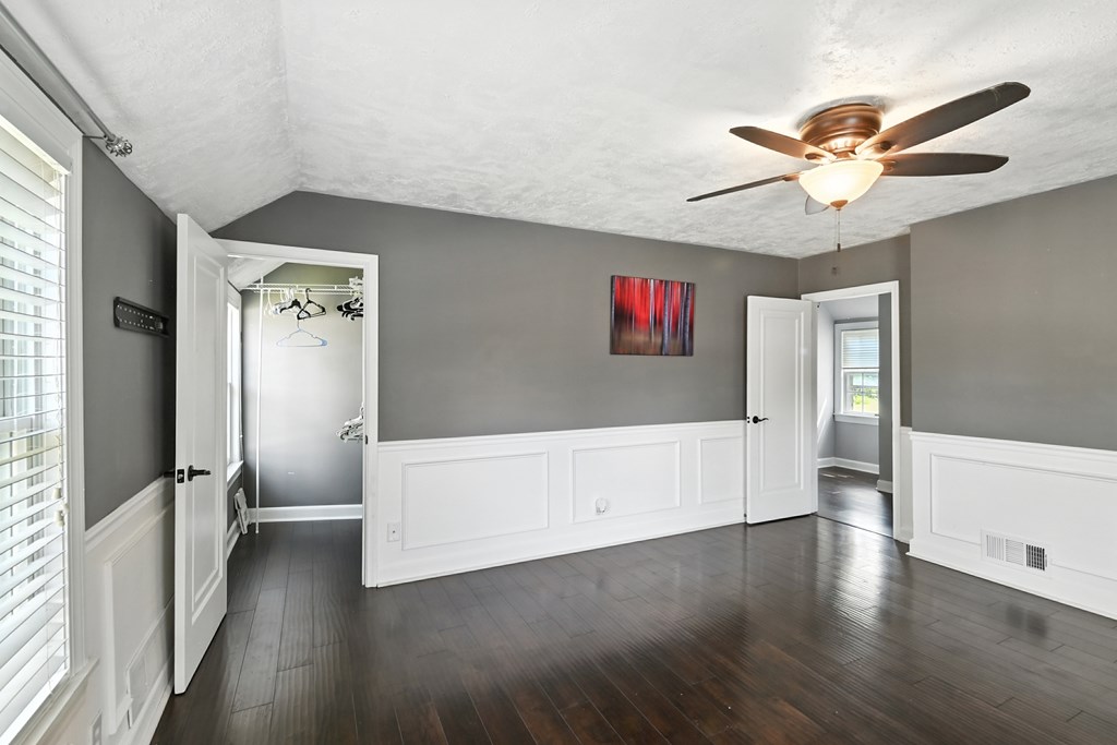 431 Overlook Road, Mansfield, Ohio 44903, 3 Bedrooms Bedrooms, ,1 BathroomBathrooms,Residential,For Sale,Overlook Road,9069052