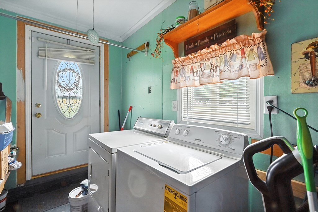 1245 N Trimble Road, Mansfield, Ohio 44906, 2 Bedrooms Bedrooms, ,1 BathroomBathrooms,Residential,For Sale,Trimble Road,9069058