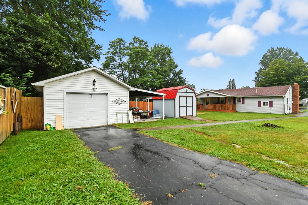 1245 N Trimble Road, Mansfield, Ohio 44906, 2 Bedrooms Bedrooms, ,1 BathroomBathrooms,Residential,For Sale,Trimble Road,9069058
