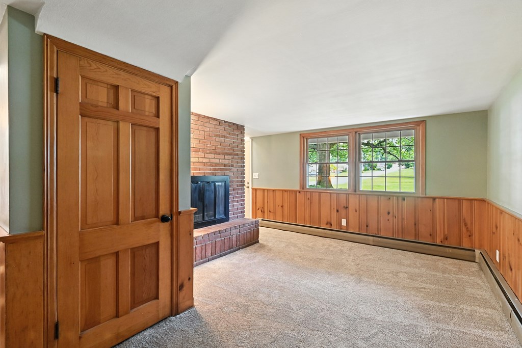 143 Kingwood Place, Mansfield, Ohio 44906, 3 Bedrooms Bedrooms, ,1 BathroomBathrooms,Residential,For Sale,Kingwood Place,9069059