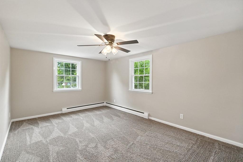 143 Kingwood Place, Mansfield, Ohio 44906, 3 Bedrooms Bedrooms, ,1 BathroomBathrooms,Residential,For Sale,Kingwood Place,9069059