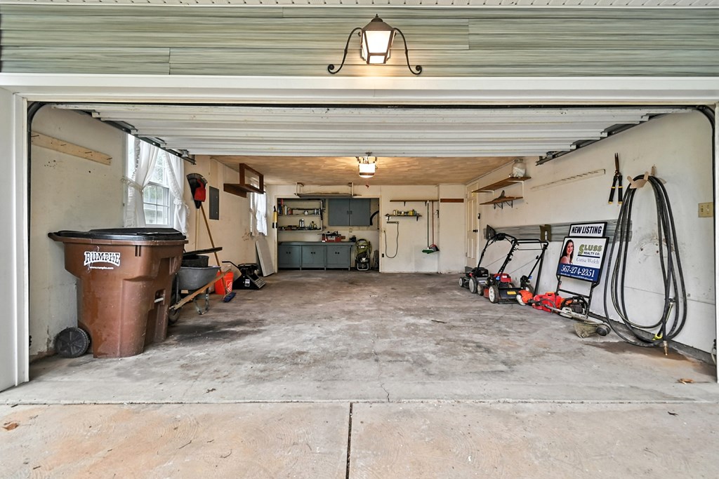 143 Kingwood Place, Mansfield, Ohio 44906, 3 Bedrooms Bedrooms, ,1 BathroomBathrooms,Residential,For Sale,Kingwood Place,9069059