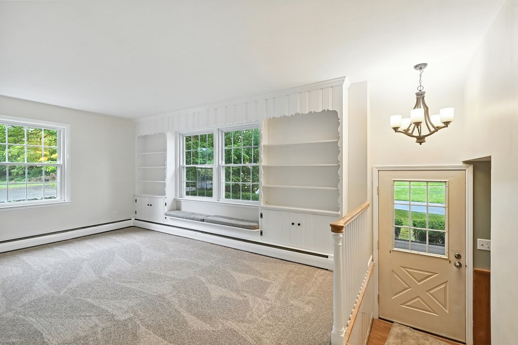 143 Kingwood Place, Mansfield, Ohio 44906, 3 Bedrooms Bedrooms, ,1 BathroomBathrooms,Residential,For Sale,Kingwood Place,9069059
