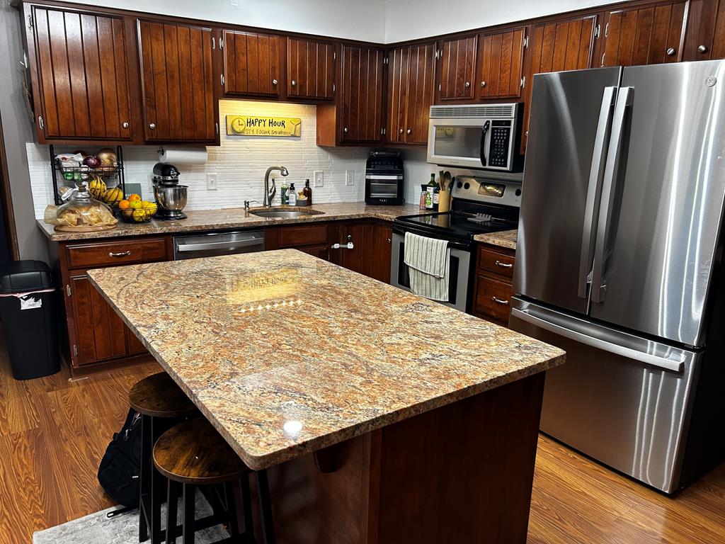 20 Norfolk Drive, Lexington, Ohio 44904, 4 Bedrooms Bedrooms, ,2 BathroomsBathrooms,Residential,For Sale,Norfolk Drive,9069064