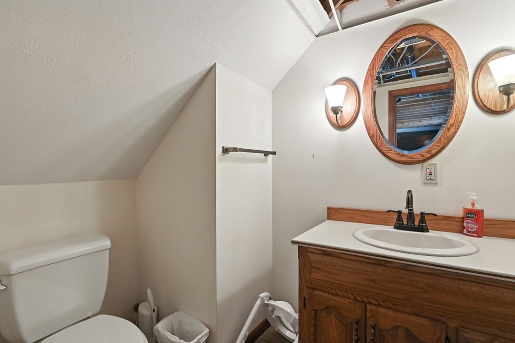 20 Norfolk Drive, Lexington, Ohio 44904, 4 Bedrooms Bedrooms, ,2 BathroomsBathrooms,Residential,For Sale,Norfolk Drive,9069064