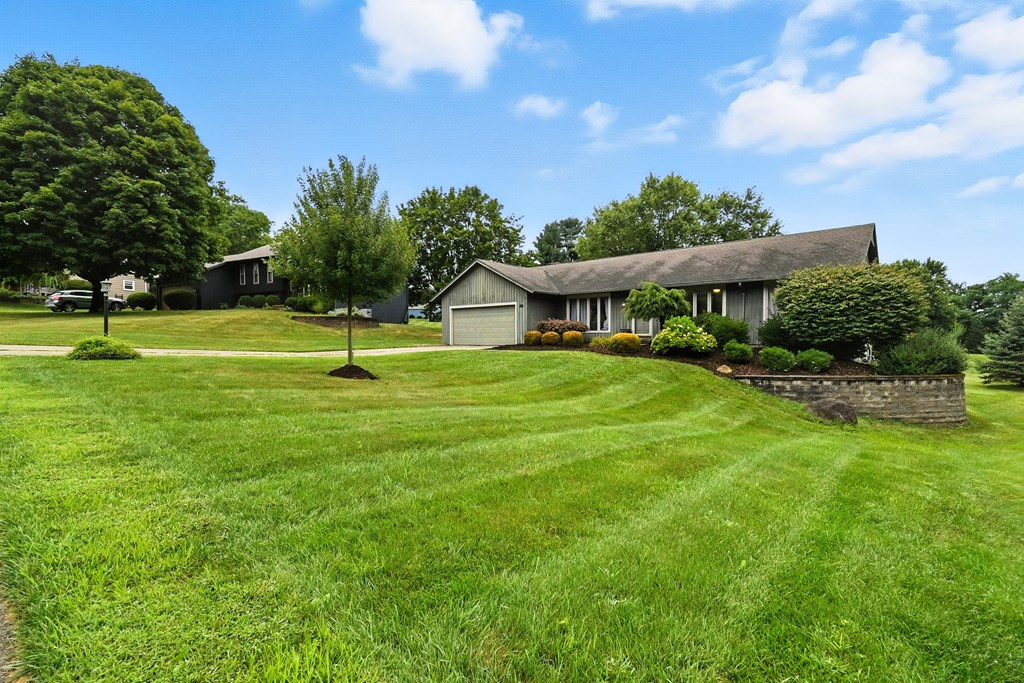 20 Norfolk Drive, Lexington, Ohio 44904, 4 Bedrooms Bedrooms, ,2 BathroomsBathrooms,Residential,For Sale,Norfolk Drive,9069064