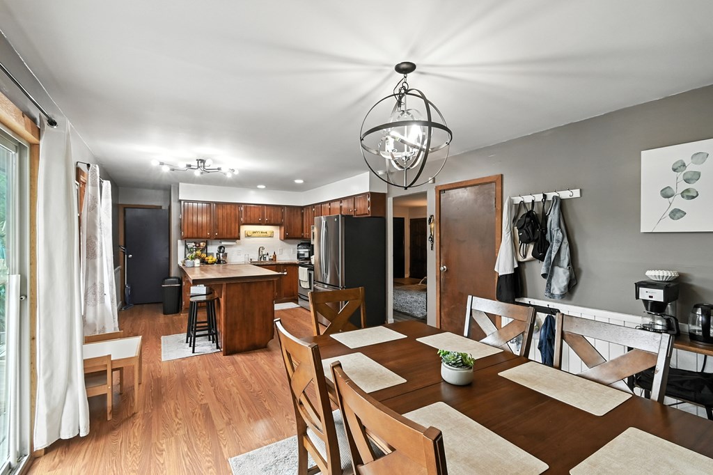 20 Norfolk Drive, Lexington, Ohio 44904, 4 Bedrooms Bedrooms, ,2 BathroomsBathrooms,Residential,For Sale,Norfolk Drive,9069064