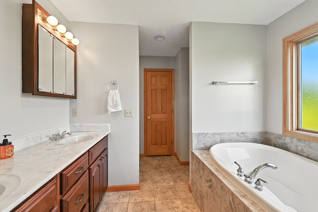 3096 N Decliff Road, New Bloomington, Ohio 43341, 4 Bedrooms Bedrooms, ,2 BathroomsBathrooms,Residential,For Sale,Decliff Road,9069065