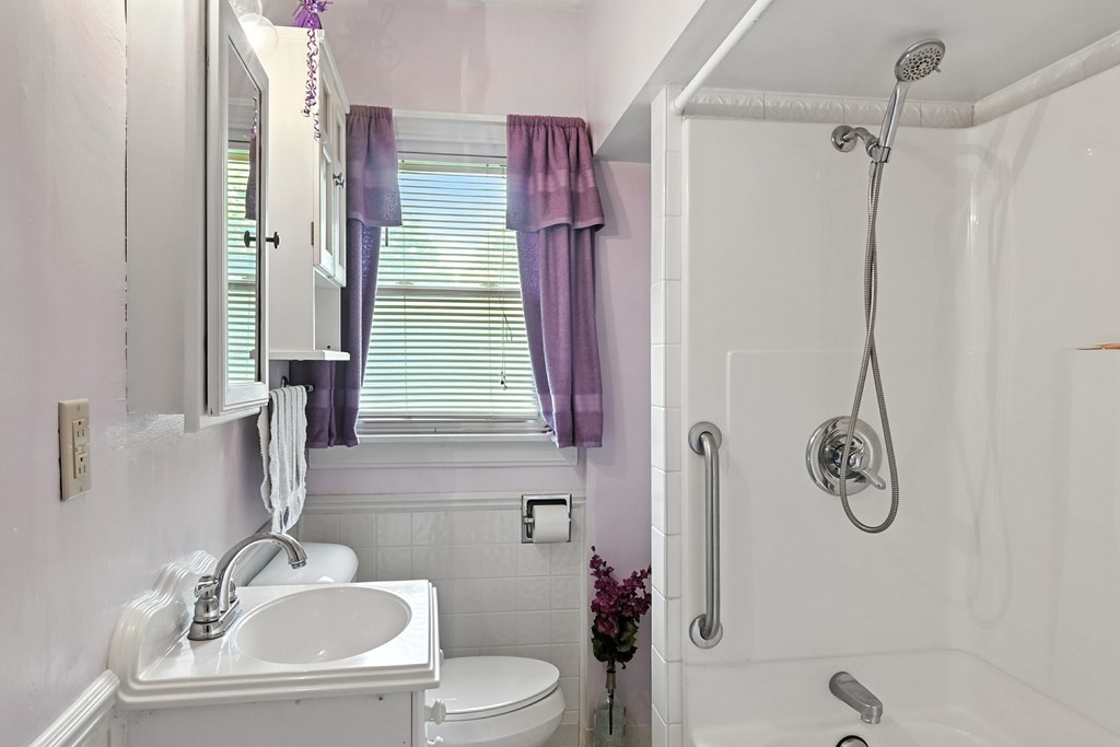 801 South Street, Galion, Ohio 44833, 2 Bedrooms Bedrooms, ,2 BathroomsBathrooms,Residential,For Sale,South Street,9069093
