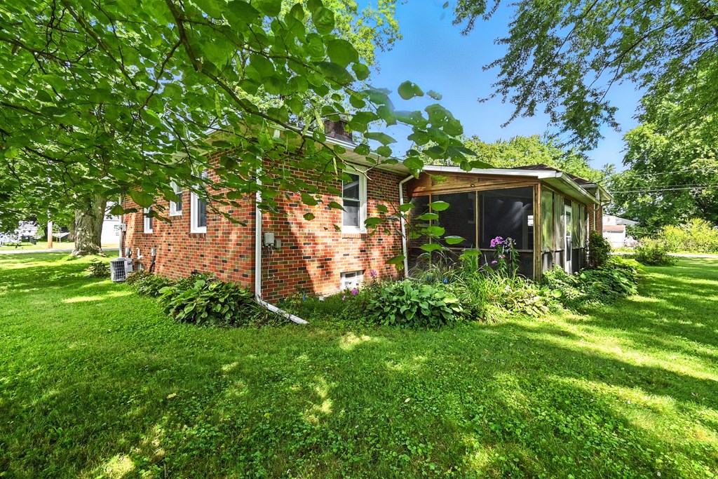 801 South Street, Galion, Ohio 44833, 2 Bedrooms Bedrooms, ,2 BathroomsBathrooms,Residential,For Sale,South Street,9069093