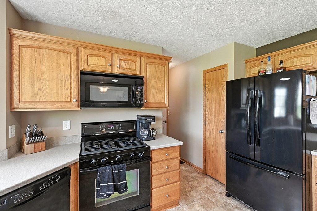 2388 Baxter Road, Willard, Ohio 44890, 3 Bedrooms Bedrooms, ,3 BathroomsBathrooms,Residential,For Sale,Baxter Road,9069095