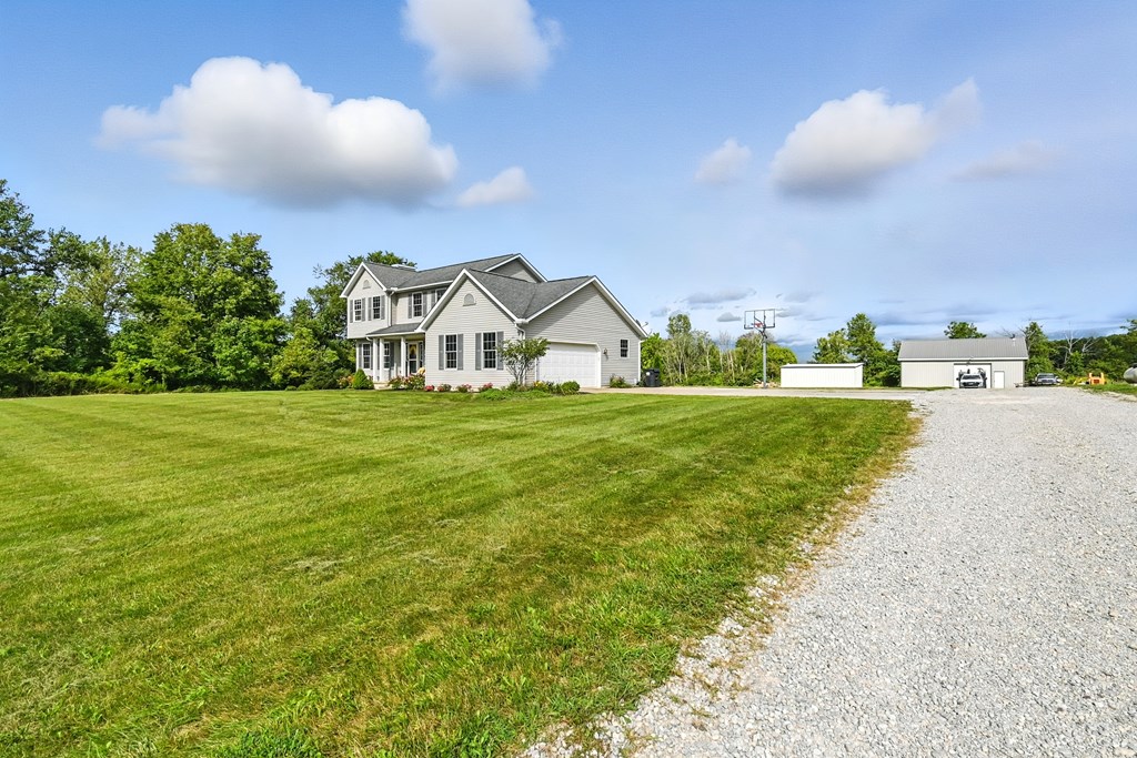 2388 Baxter Road, Willard, Ohio 44890, 3 Bedrooms Bedrooms, ,3 BathroomsBathrooms,Residential,For Sale,Baxter Road,9069095