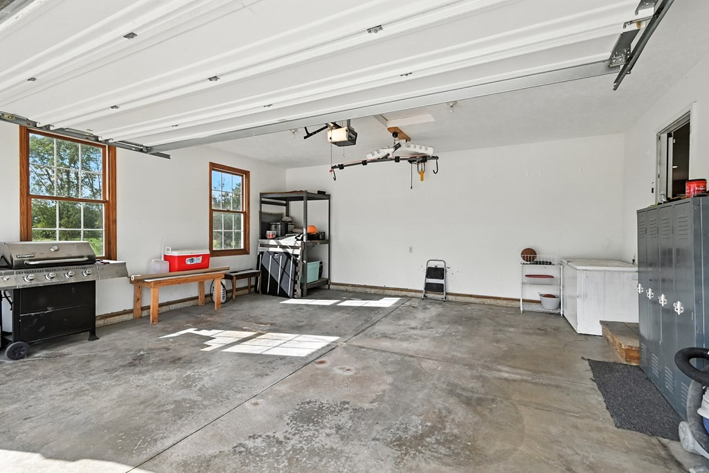 2388 Baxter Road, Willard, Ohio 44890, 3 Bedrooms Bedrooms, ,3 BathroomsBathrooms,Residential,For Sale,Baxter Road,9069095