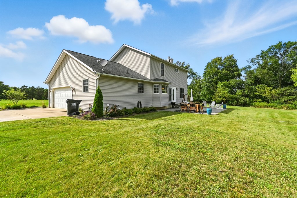 2388 Baxter Road, Willard, Ohio 44890, 3 Bedrooms Bedrooms, ,3 BathroomsBathrooms,Residential,For Sale,Baxter Road,9069095