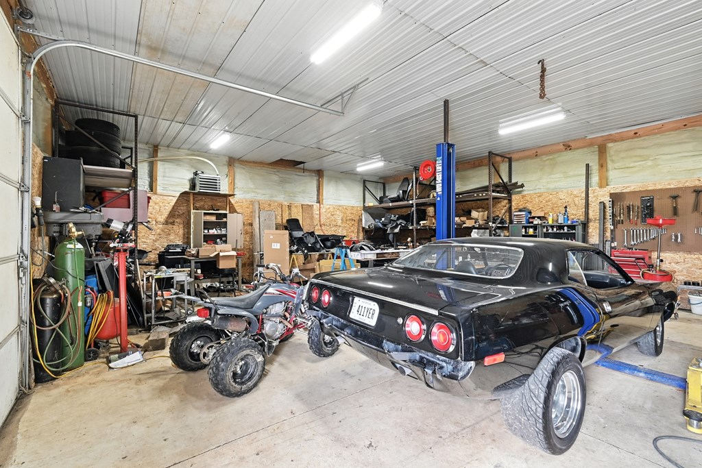2388 Baxter Road, Willard, Ohio 44890, 3 Bedrooms Bedrooms, ,3 BathroomsBathrooms,Residential,For Sale,Baxter Road,9069095