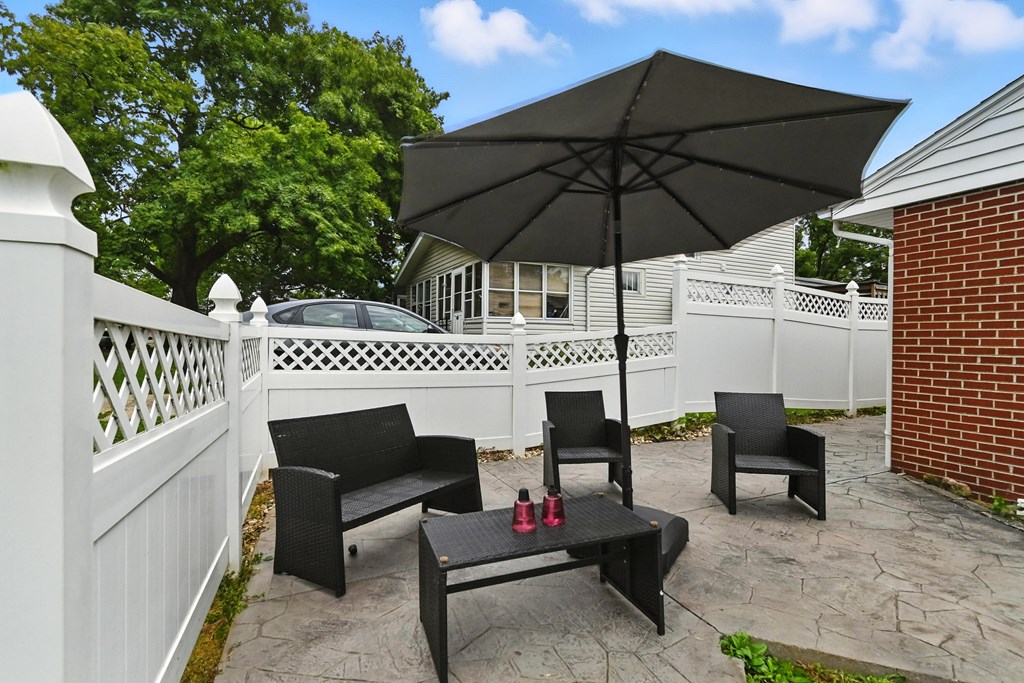 1009 Woodhill Road, Mansfield, Ohio 44907, 3 Bedrooms Bedrooms, ,1 BathroomBathrooms,Residential,For Sale,Woodhill Road,9069096