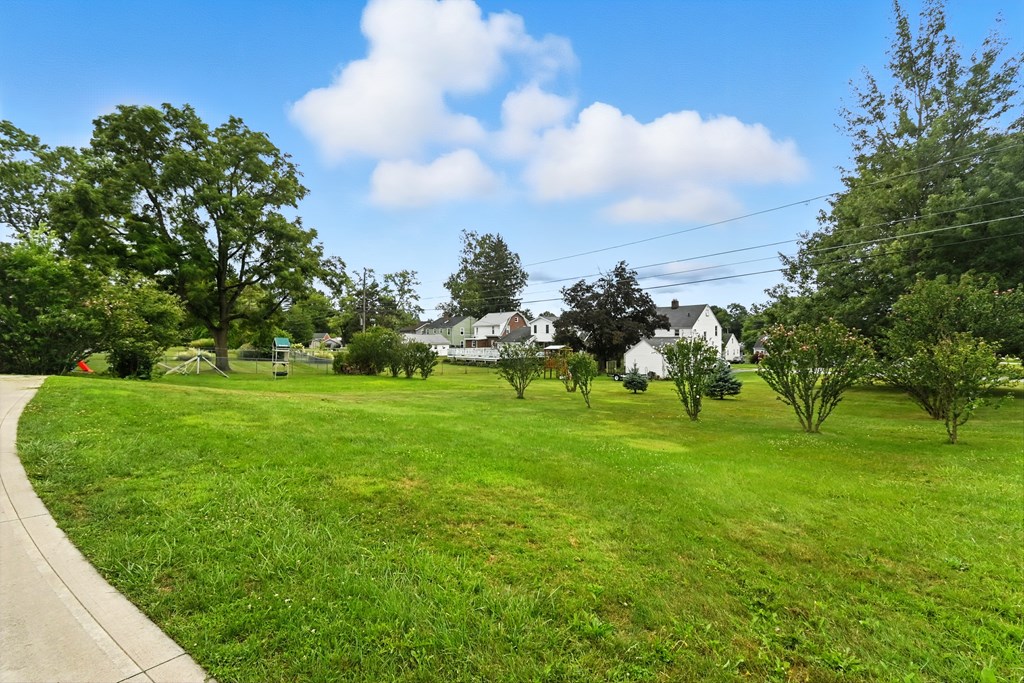 1009 Woodhill Road, Mansfield, Ohio 44907, 3 Bedrooms Bedrooms, ,1 BathroomBathrooms,Residential,For Sale,Woodhill Road,9069096