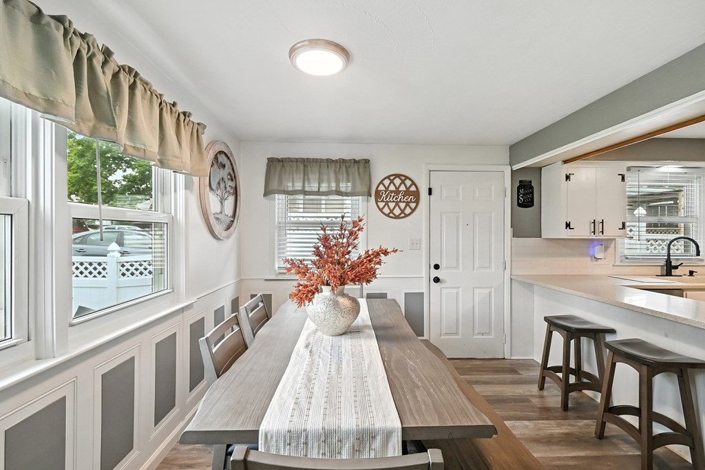 1009 Woodhill Road, Mansfield, Ohio 44907, 3 Bedrooms Bedrooms, ,1 BathroomBathrooms,Residential,For Sale,Woodhill Road,9069096