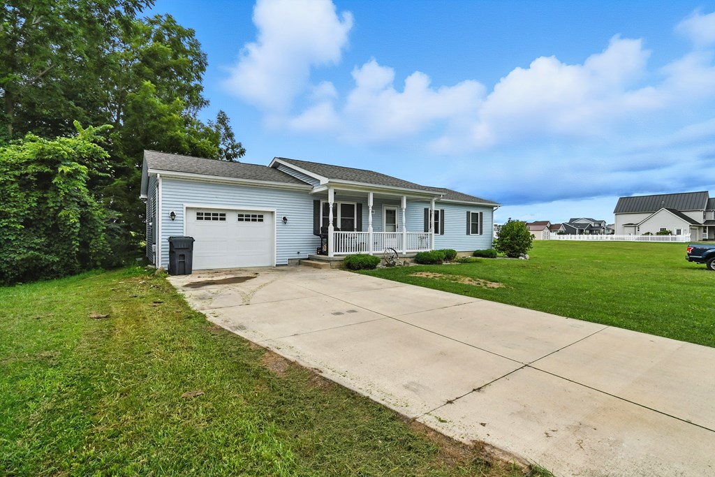 881 Flat Rock Road, Bellevue, Ohio 44811, 3 Bedrooms Bedrooms, ,1 BathroomBathrooms,Residential,For Sale,Flat Rock Road,9069099