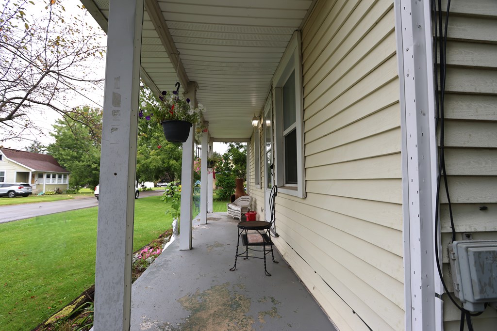 444 County Line Road, Crestline, Ohio 44827, 2 Bedrooms Bedrooms, ,1 BathroomBathrooms,Residential,For Sale,County Line Road,9069121