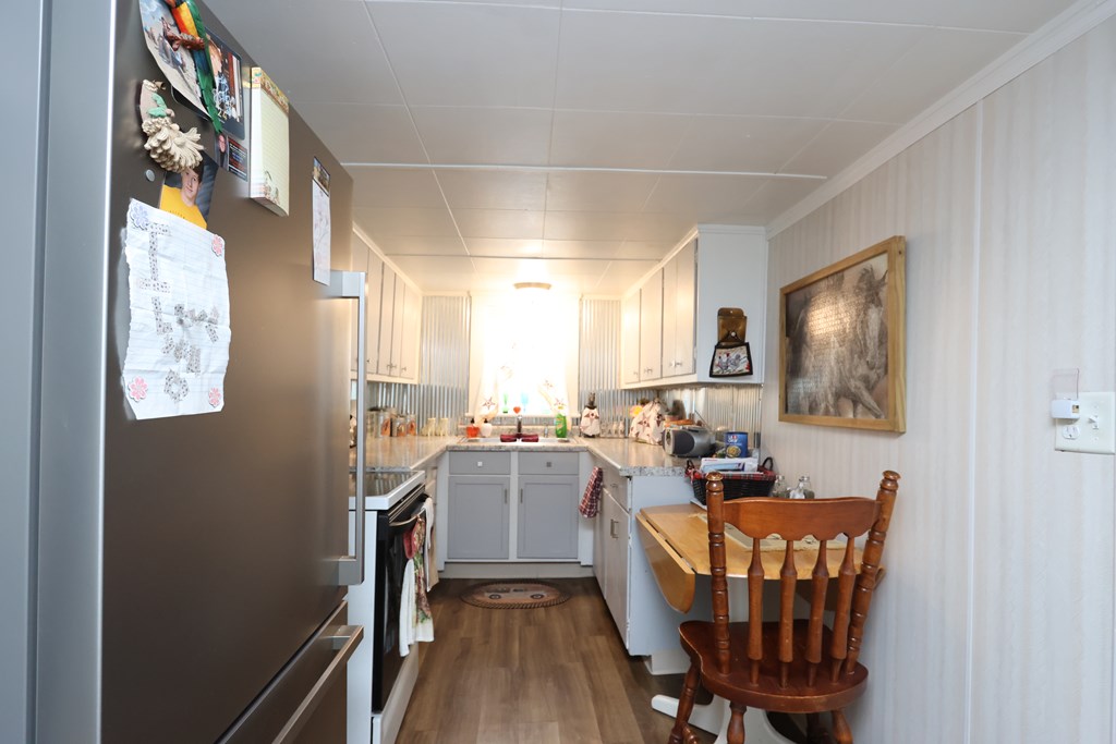 444 County Line Road, Crestline, Ohio 44827, 2 Bedrooms Bedrooms, ,1 BathroomBathrooms,Residential,For Sale,County Line Road,9069121