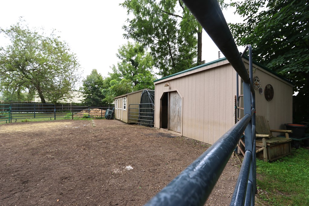 444 County Line Road, Crestline, Ohio 44827, 2 Bedrooms Bedrooms, ,1 BathroomBathrooms,Residential,For Sale,County Line Road,9069121