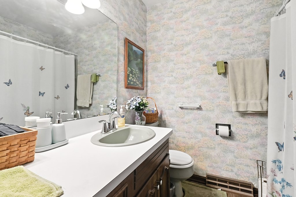 425 Mather Hill Drive, Wooster, Ohio 44691, 3 Bedrooms Bedrooms, ,2 BathroomsBathrooms,Residential,For Sale,Mather Hill Drive,9069122
