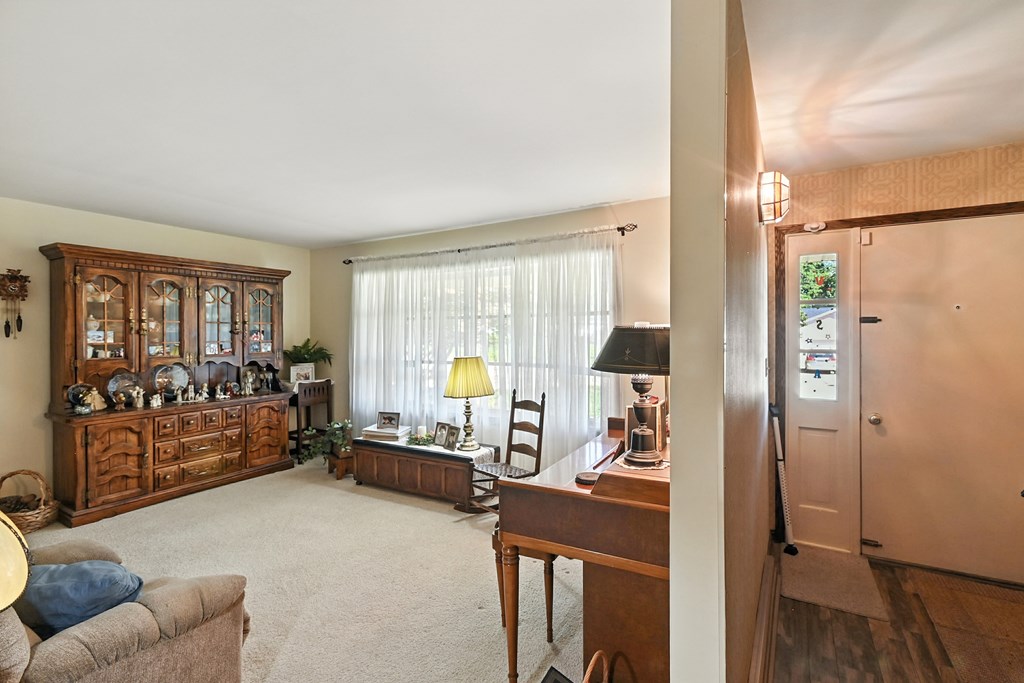 425 Mather Hill Drive, Wooster, Ohio 44691, 3 Bedrooms Bedrooms, ,2 BathroomsBathrooms,Residential,For Sale,Mather Hill Drive,9069122