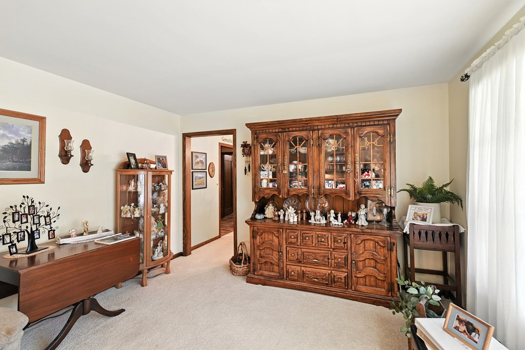 425 Mather Hill Drive, Wooster, Ohio 44691, 3 Bedrooms Bedrooms, ,2 BathroomsBathrooms,Residential,For Sale,Mather Hill Drive,9069122